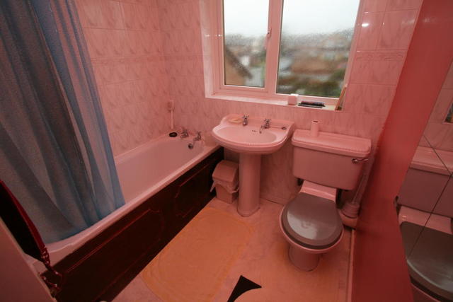  Image of 3 bedroom Detached house for sale in Blackbrook Way Wolverhampton WV10 at Blackbrook Way, Wolverhampton