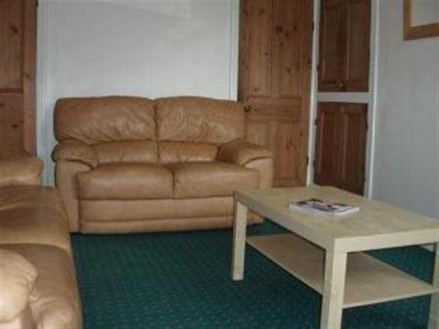  Image of 3 bedroom Property to rent in Eyam Road Sheffield S10 at 3 bed, Eyam Road, Crookes