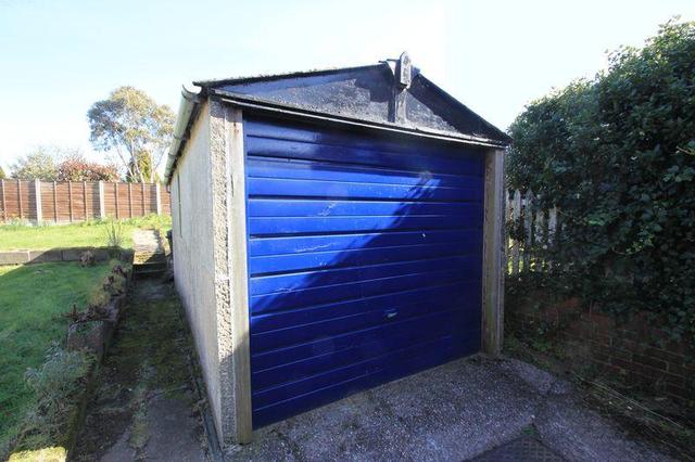  Image of 3 bedroom Semi-Detached Bungalow to rent in Bodmin Avenue Stafford ST17 at Bodmin Avenue, Baswich ST17