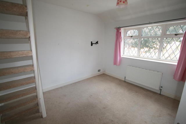  Image of 3 bedroom Semi-Detached house for sale in Almond Avenue Yew Tree Estate Walsall WS5 at Almond Avenue, Walsall