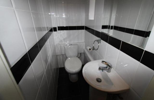  Image of 3 bedroom Semi-Detached house to rent in Harden Road Walsall WS3 at Harden Road, Bloxwich