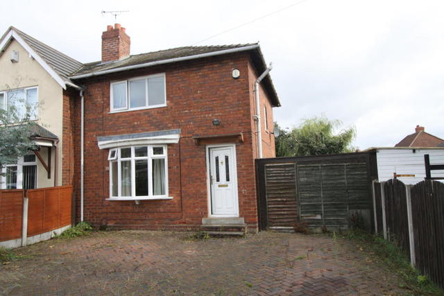  Image of 3 bedroom Semi-Detached house to rent in Chantry Avenue Bloxwich Walsall WS3 at Chantry Avenue, Bloxwich