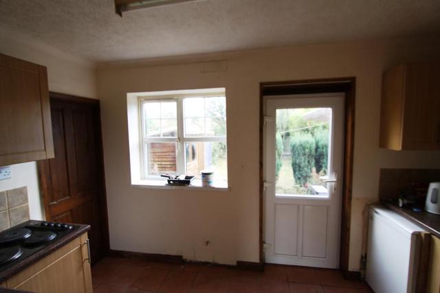 Image of 3 bedroom Semi-Detached house to rent in Chantry Avenue Bloxwich Walsall WS3 at Chantry Avenue, Bloxwich