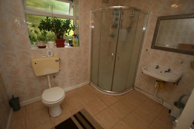 Image of 4 bedroom Detached house for sale in Barbel Drive Wolverhampton WV10 at Barbel Drive, Wolverhampton
