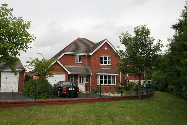  Image of 4 bedroom Detached house for sale in Barbel Drive Wolverhampton WV10 at Barbel Drive, Wolverhampton