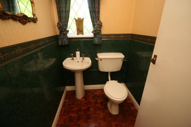  Image of 4 bedroom Detached house for sale in Queen Elizabeth Avenue Walsall WS2 at Queen Elizabeth Avenue, Bentley