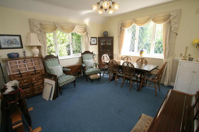  Image of 4 bedroom Detached house for sale in Queen Elizabeth Avenue Walsall WS2 at Queen Elizabeth Avenue, Bentley