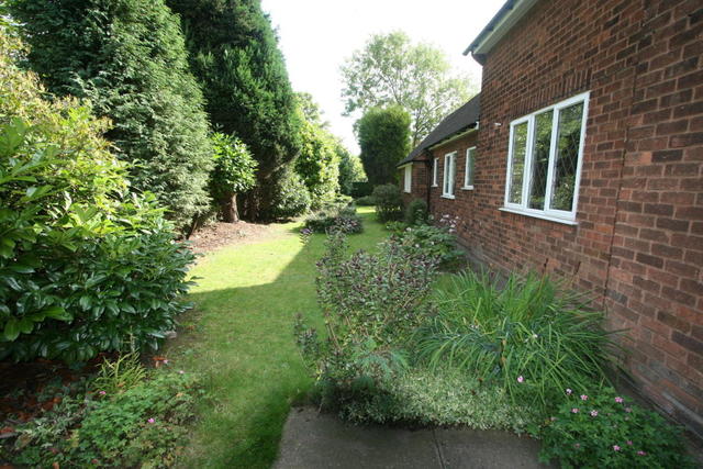  Image of 4 bedroom Detached house for sale in Queen Elizabeth Avenue Walsall WS2 at Queen Elizabeth Avenue, Bentley