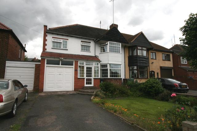  Image of 4 bedroom Semi-Detached house for sale in Bescot Crescent Walsall WS1 at Bescot Crescent, Walsall