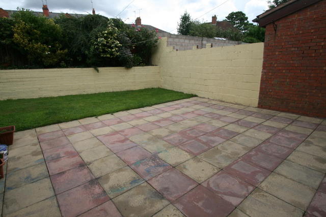  Image of 4 bedroom Semi-Detached house for sale in Bescot Crescent Walsall WS1 at Bescot Crescent, Walsall