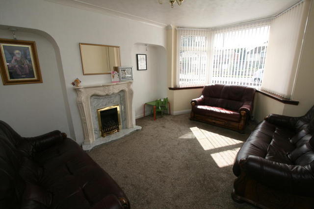  Image of 4 bedroom Semi-Detached house for sale in Bescot Crescent Walsall WS1 at Bescot Crescent, Walsall