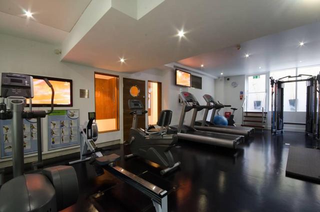  Image of Studio flat to rent in Old Brompton Road London SW7 at Roland House, Old Brompton Road, South Kensington, SW7
