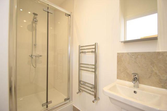  Image of 1 bedroom Flat to rent in Wolverhampton Road Stafford ST17 at Wolverhampton Road, Stafford ST17