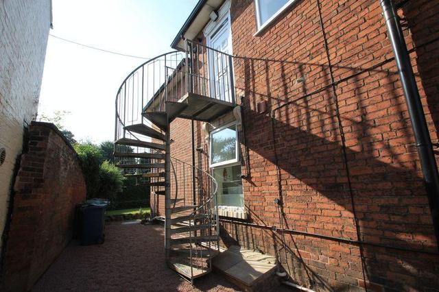  Image of 1 bedroom Flat to rent in Wolverhampton Road Stafford ST17 at Wolverhampton Road, Stafford ST17