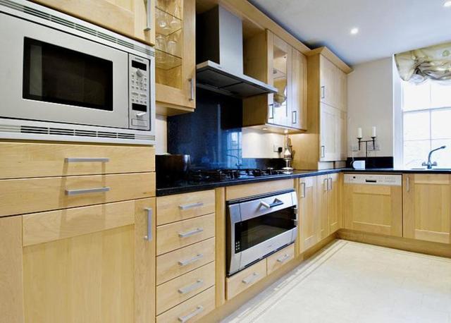  Image of 2 bedroom Flat to rent in Hanson Street London W1W at Hanson Street, Fitzrovia, W1W