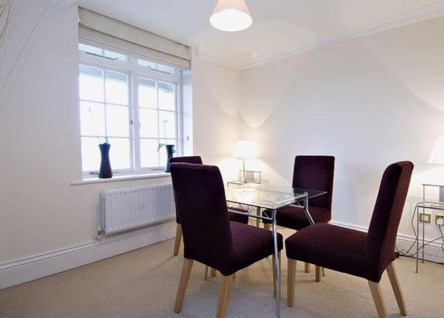  Image of 2 bedroom Flat to rent in Hanson Street London W1W at Hanson Street, Fitzrovia, W1W