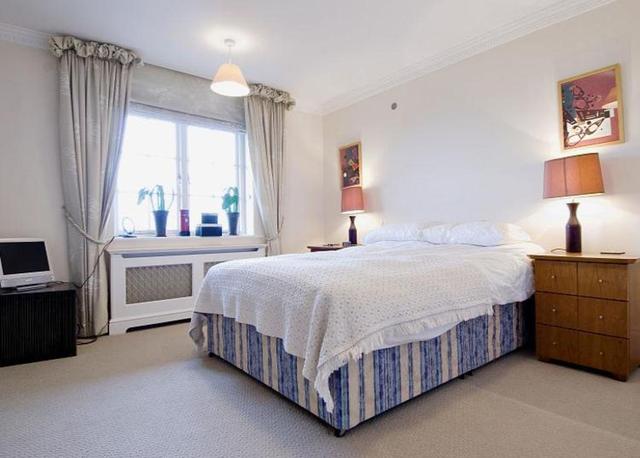  Image of 2 bedroom Flat to rent in Hanson Street London W1W at Hanson Street, Fitzrovia, W1W
