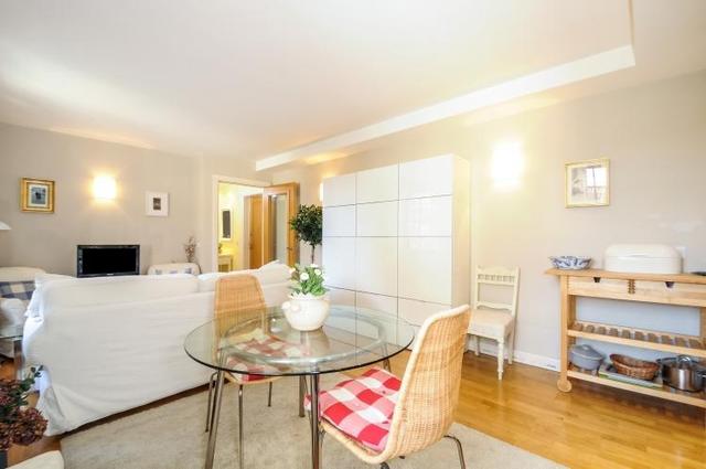  Image of 2 bedroom Flat to rent in Mortimer Street London W1T at Fitzroy Street, Fitzrovia, W1T
