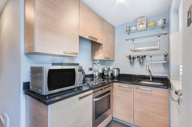  Image of 2 bedroom Flat to rent in Wells Street London W1T at Wells Street, Fitzrovia, W1T
