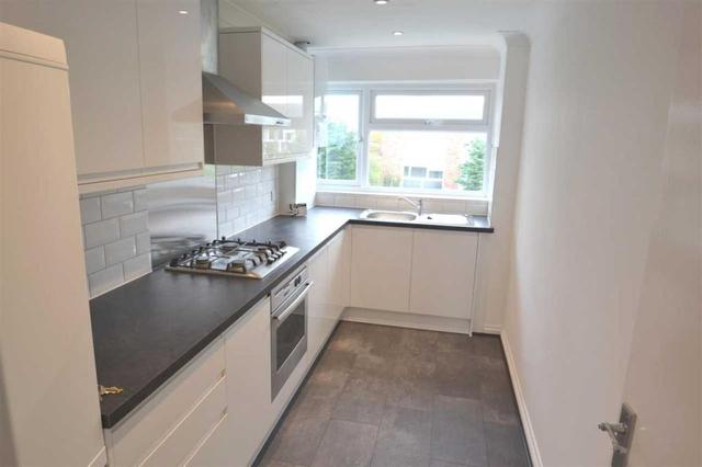  Image of 2 bedroom Flat to rent in St. Peters Close Ilford IG2 at St. Peters Close, Ilford