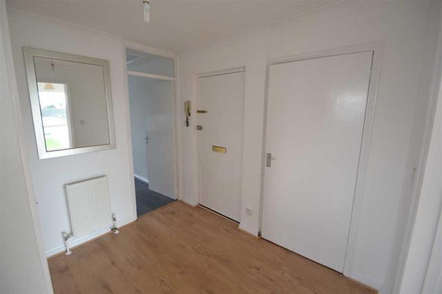  Image of 2 bedroom Flat to rent in St. Peters Close Ilford IG2 at St. Peters Close, Ilford