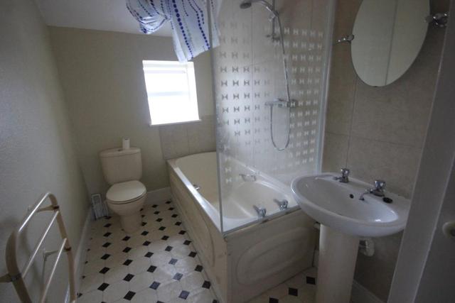  Image of 2 bedroom Flat to rent in Poole Road Westbourne Bournemouth BH4 at Poole Road,
Westbourne,
Bournemouth,
BH4