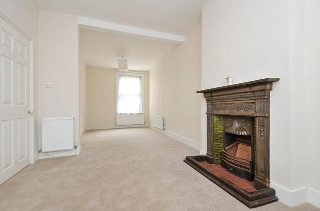  Image of 3 bedroom Semi-Detached house for sale in Chelsham Road South Croydon CR2 at Chelsham Road, South Croydon