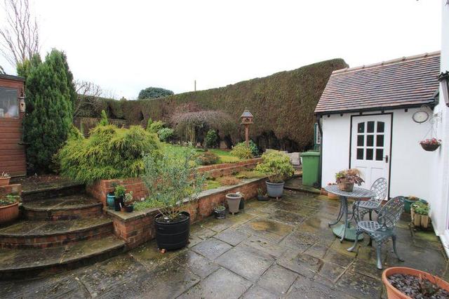  Image of 3 bedroom Semi-Detached house for sale in Teddesley Road Penkridge Stafford ST19 at Teddesley Road, Penkridge, ST19 5BA