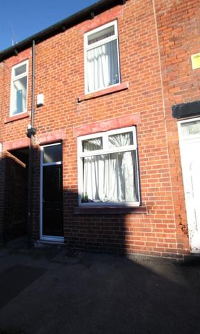  Image of 4 bedroom Property to rent in Warwick Terrace Sheffield S10 at Refurbished, 4 bed Warwick Terrace