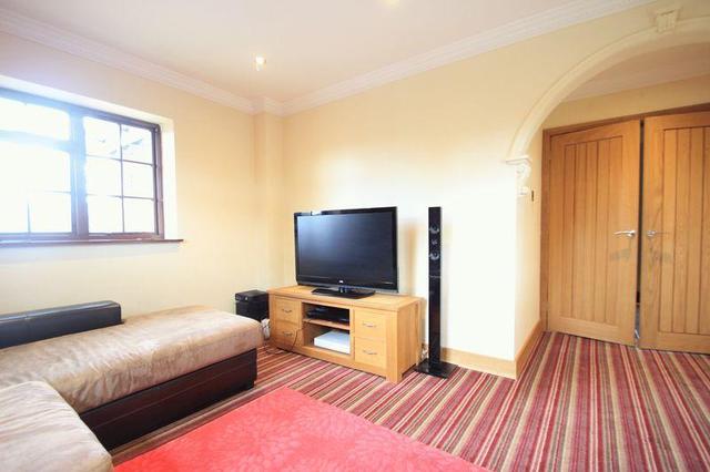  Image of 6 bedroom Detached house for sale in Teddesley Road Penkridge Stafford ST19 at Park Gate Lodge, Teddesley Road, Penkridge, ST19 5RH