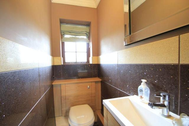  Image of 6 bedroom Detached house for sale in Teddesley Road Penkridge Stafford ST19 at Park Gate Lodge, Teddesley Road, Penkridge, ST19 5RH