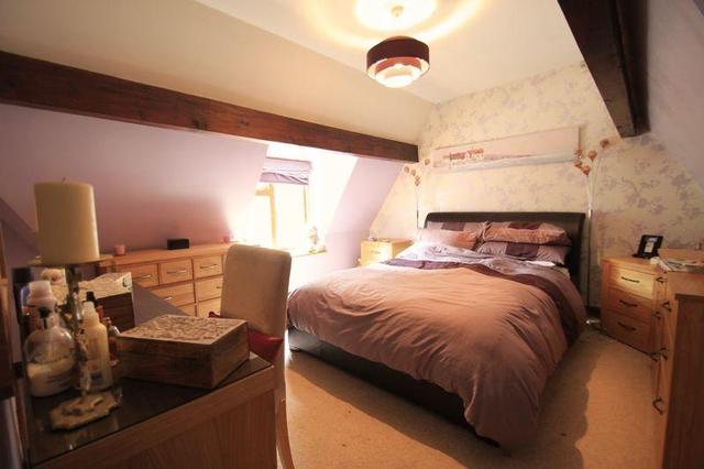  Image of 6 bedroom Detached house for sale in Teddesley Road Penkridge Stafford ST19 at Park Gate Lodge, Teddesley Road, Penkridge, ST19 5RH