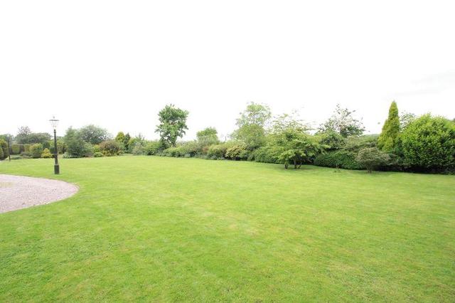  Image of 6 bedroom Detached house for sale in Teddesley Road Penkridge Stafford ST19 at Park Gate Lodge, Teddesley Road, Penkridge, ST19 5RH