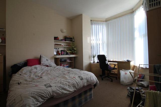 Image of 6 bedroom Property to rent in Bower Road Sheffield S10 at Excellent 6 bed house, Crookesmoor.