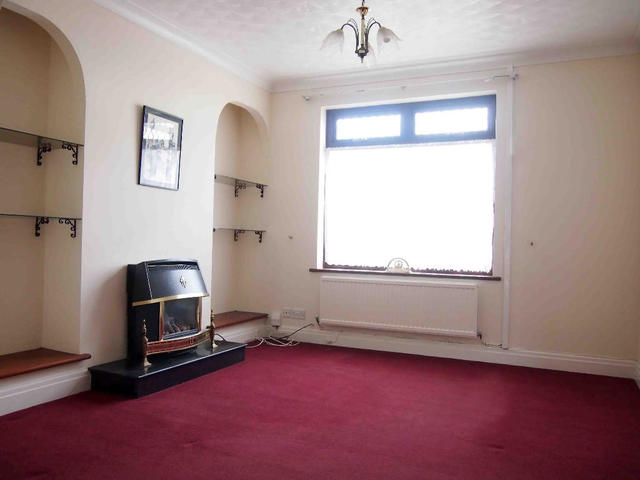  Image of 3 bedroom Semi-Detached house to rent in Frampton Road Gorseinon Swansea SA4 at Frampton Road, SA4