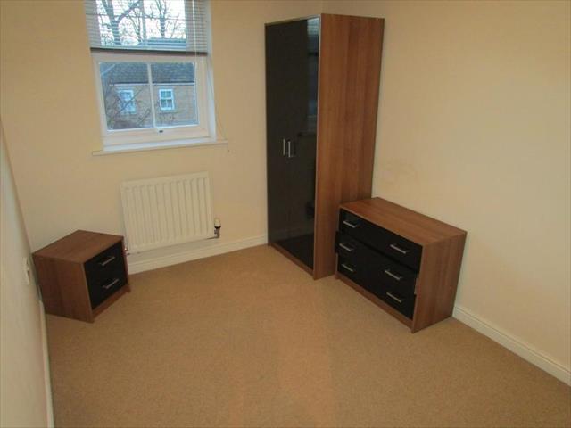  Image of 3 bedroom Town House to rent in Tuke Grove Wakefield WF1 at Tuke Grove, Parklands, Wakefield, WF1 4SL