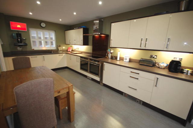  Image of 4 bedroom Detached house for sale in Brook End Road South Chelmsford CM2 at Brook End Road South, Chancellor Park, Chelmsford, CM2