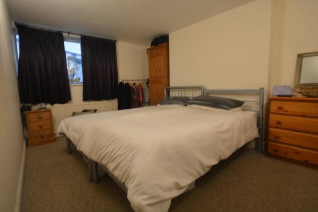  Image of 4 bedroom Terraced house for sale in Hook Road Goole DN14 at Hook Road, Goole