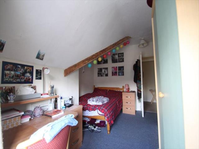  Image of 7 bedroom Property to rent in Bower Road Sheffield S10 at Great 7 bed on Bower Road