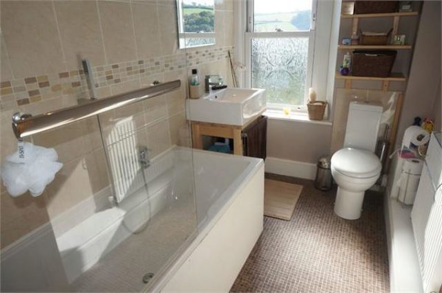  Image of 3 bedroom Cottage for sale in Lodge Hill Liskeard PL14 at Lodge Hill, Liskeard, Cornwall