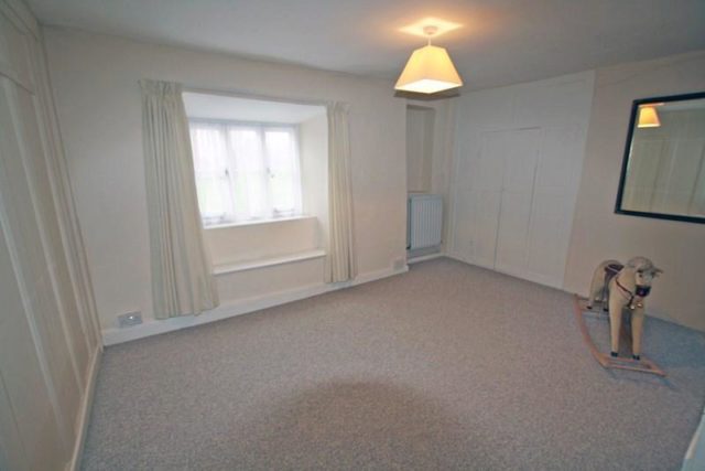  Image of 3 bedroom Cottage for sale in East Street Wareham BH20 at Wareham