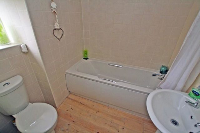  Image of 3 bedroom Cottage for sale in East Street Wareham BH20 at Wareham
