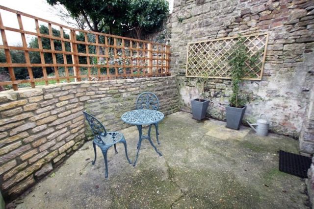  Image of 3 bedroom Cottage for sale in East Street Wareham BH20 at Wareham