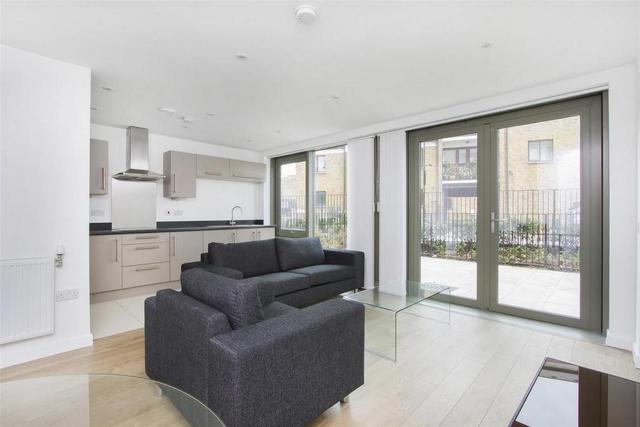  Image of 1 bedroom Flat to rent in Canton Street London E14 at Canton, Poplar, E14
