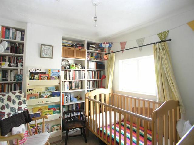  Image of 2 bedroom Terraced house for sale in Hadham Road Bishop