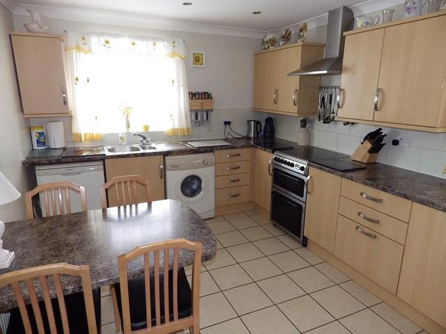  Image of 3 bedroom Detached Bungalow for sale in Torrey Close Heacham King