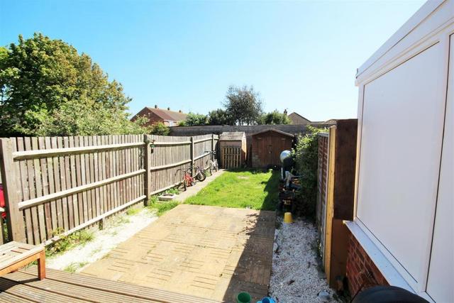  Image of 2 bedroom End of Terrace for sale in Parklands Shoreham-by-Sea BN43 at Parklands, Shoreham-By-Sea
