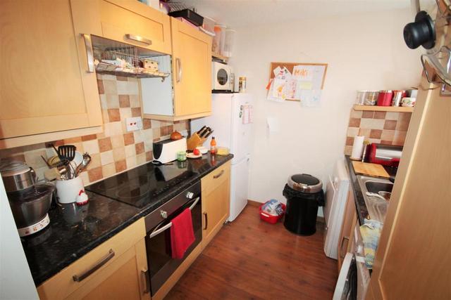  Image of 2 bedroom End of Terrace for sale in Parklands Shoreham-by-Sea BN43 at Parklands, Shoreham-By-Sea
