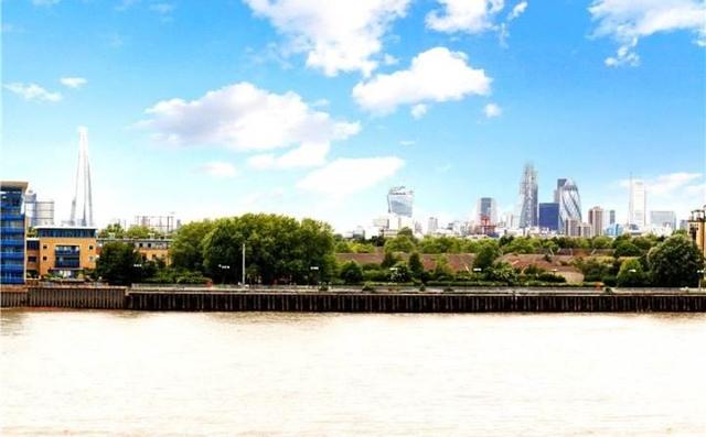  Image of 2 bedroom Flat to rent in Westferry Road London E14 at Westferry Road, Millenium Harbour, E14