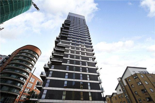  Image of 2 bedroom Flat to rent in Province Square London E14 at Province Square, Streamlight Tower, E14